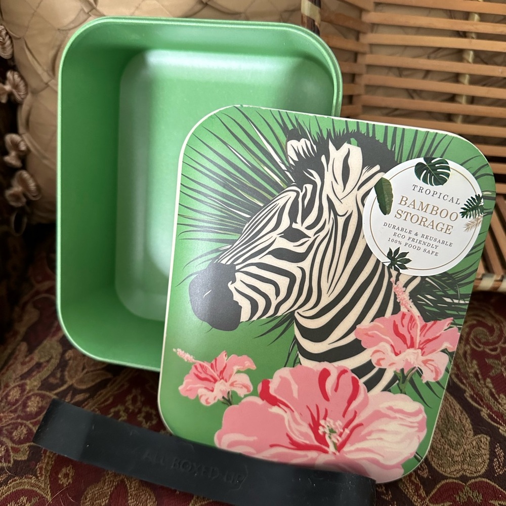 NWT Bento Tropical Bamboo Box